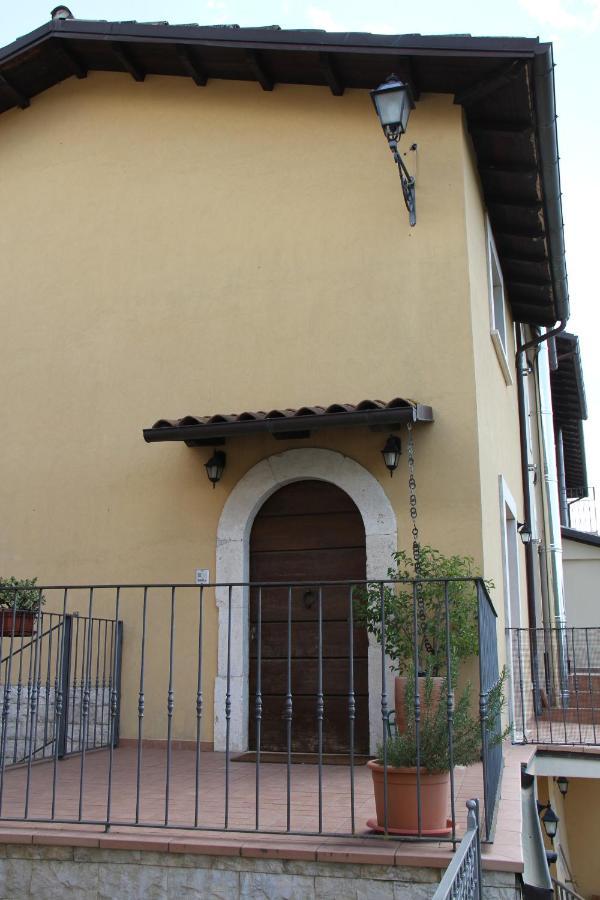 Il Pagliarello Di Villa San Giovanni San Demetrio ne' Vestini Exteriör bild